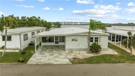 339 Shoreland DR