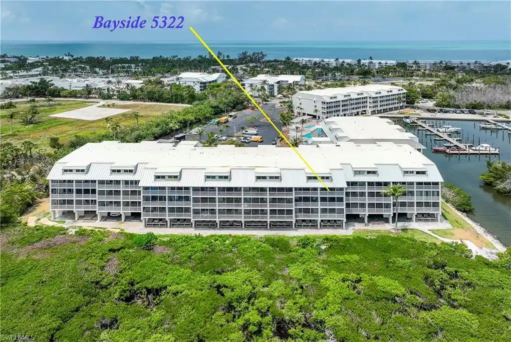 Image 1: Gulf of Mexico, 5321/22 Bayside Villas, Mangroves, Canal to Marina