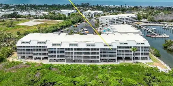 5321 Bayside Villas