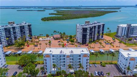 4321 Bay Beach LN