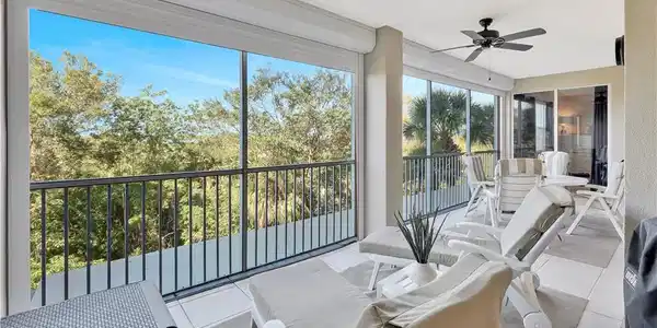 133 Vintage Bay DR