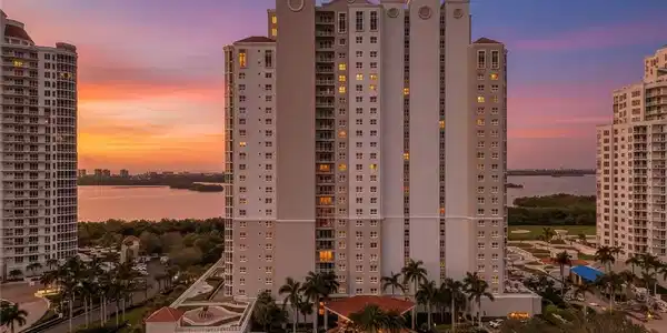 4951 Bonita Bay BLVD