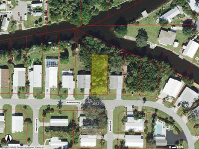 236 Riverwood RD