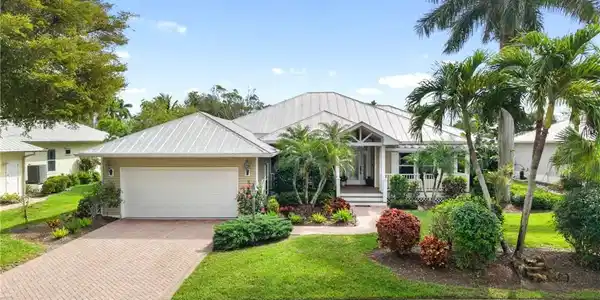 15567 Caloosa Creek CIR