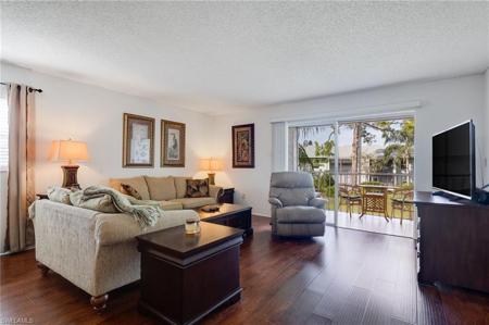 7056 Nantucket CIR