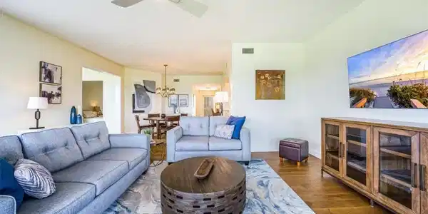 7008 Pelican Bay BLVD