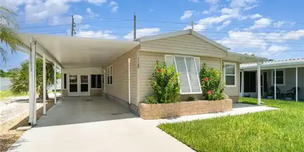 11140 Bayside LN