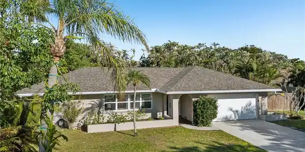 14910 Bonaire CIR