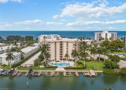 2150 Gulf Shore BLVD N