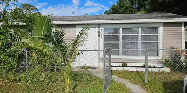 1322 Old Bridge RD