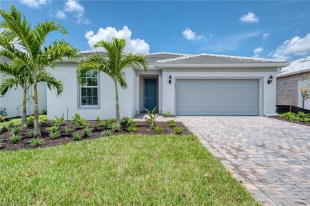 17591 Winding Oak LN