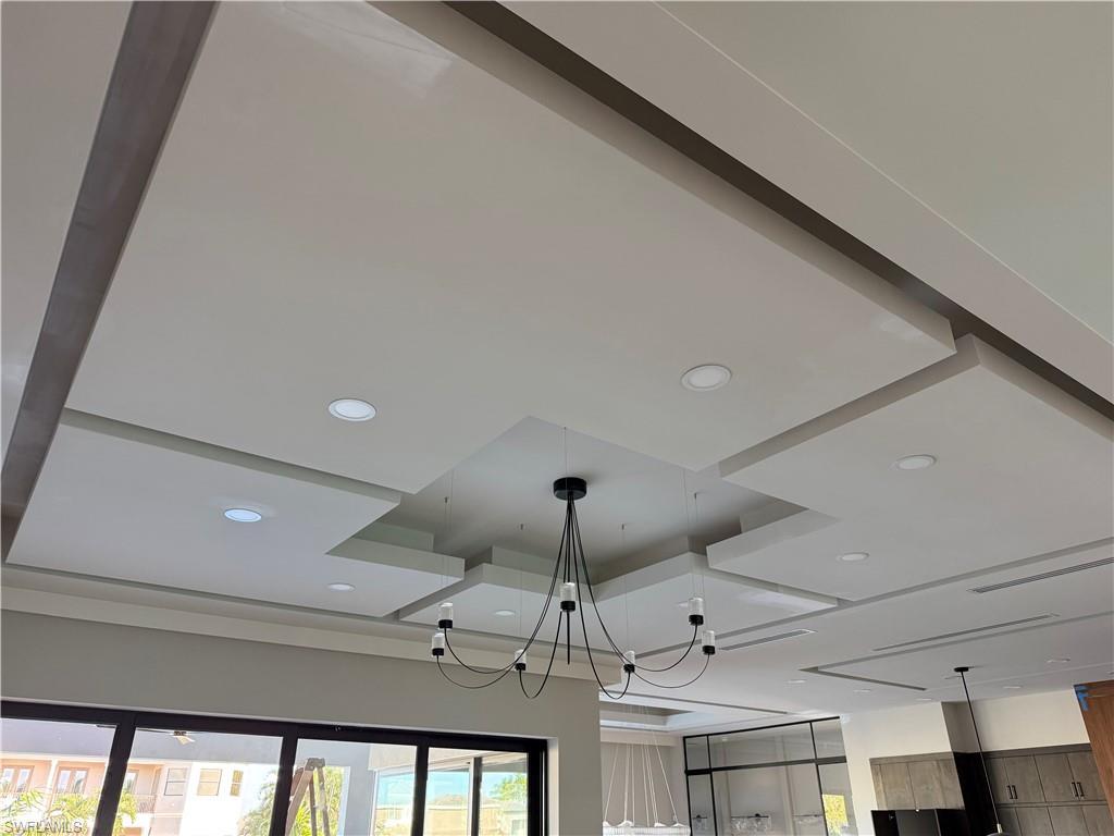 Image 4: Fascinating ceilings throughout!