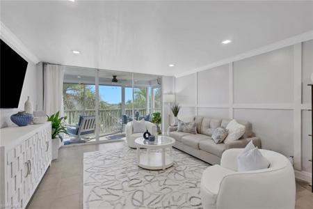 3 Bluebill AVE