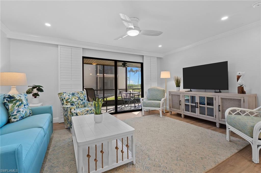 Image 2: Living Room