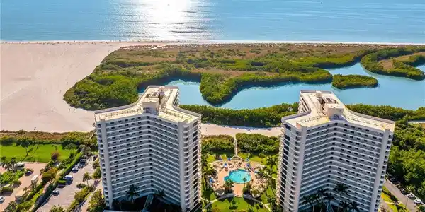 380 Seaview CT