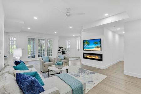 161 Colonade CIR