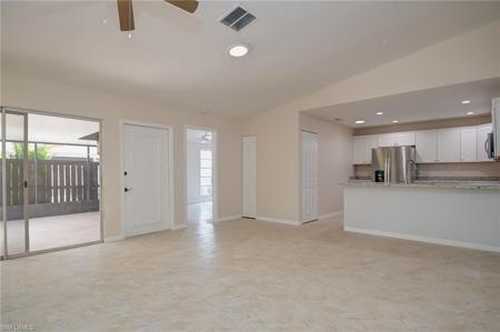 6353 Royal Woods