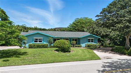 1809 Alamanda DR