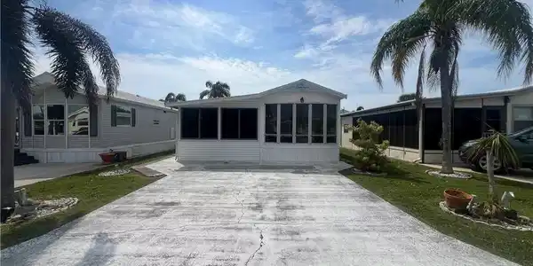 3241 Ott LN