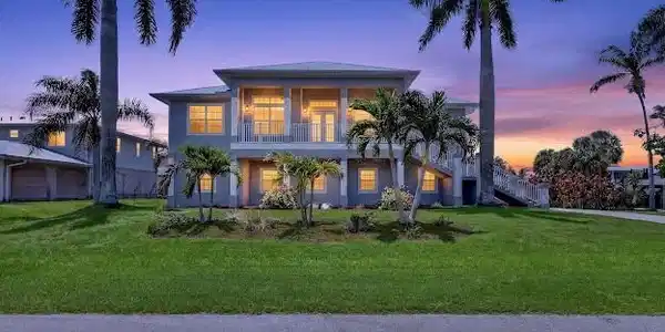 24221 W Captain Kidd BLVD