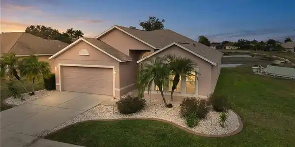 2735 Suncoast Lakes BLVD