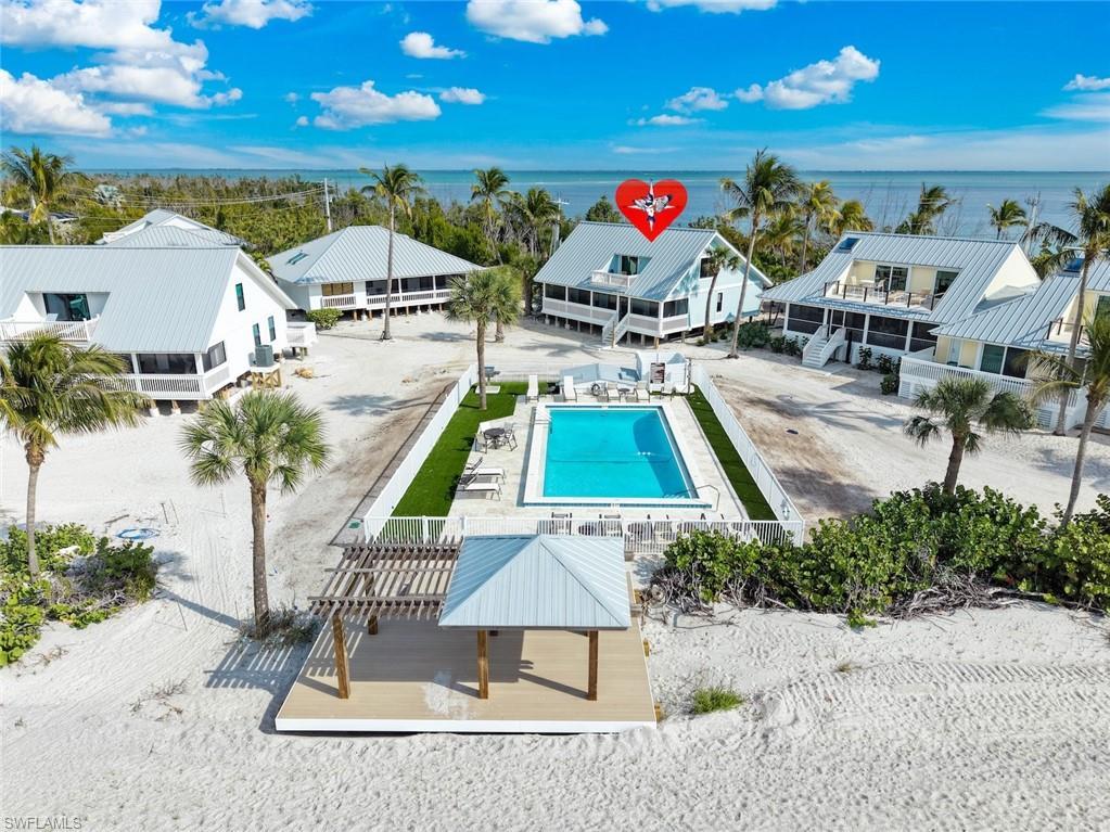 Image 3: Aerial from the beach