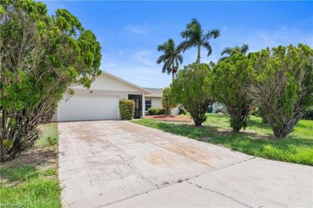 833 SW 51st TER
