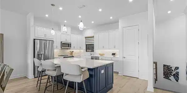 15253 Zeno WAY