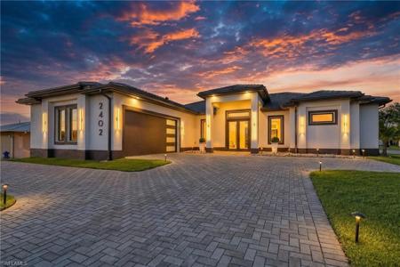 2402 Everest PKWY