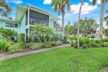 295 8th AVE S