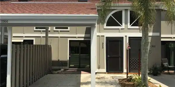 13500 Siesta Pines CT