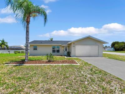 3929 SE 2nd PL