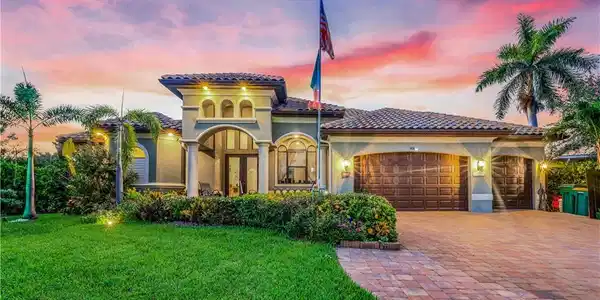 616 Somerset CT