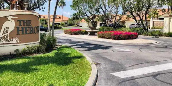 16541 Heron Coach WAY