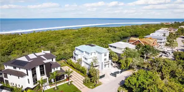672 Waterside DR