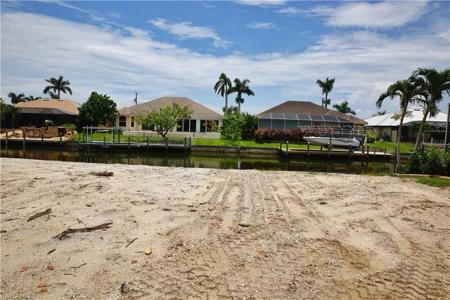 1716 SW 44th ST