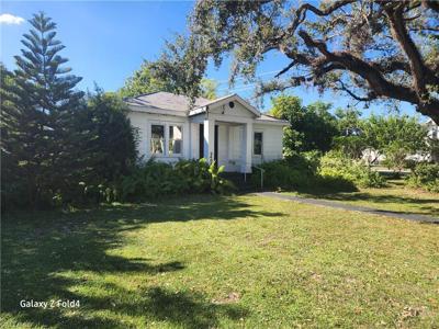 2406 Grand AVE