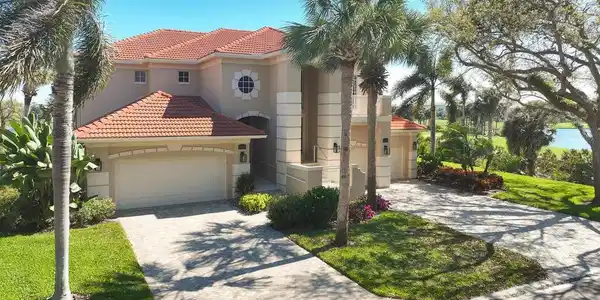 26881 Wyndhurst CT