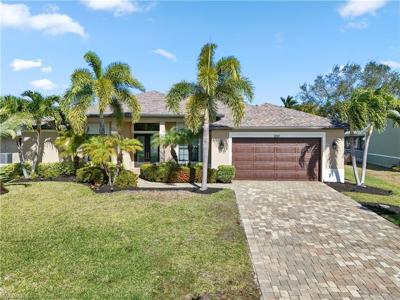 2121 SW 39th TER