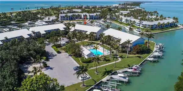 804 Marina Villas