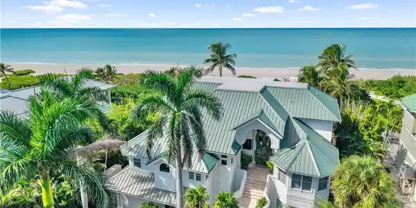 16730 Captiva DR