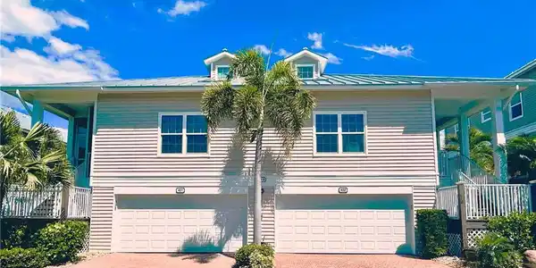 318 Angler DR