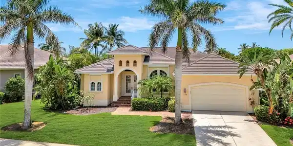 628 Hernando DR