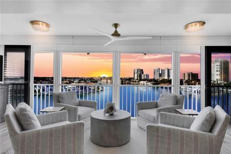 250 PARK SHORE DR
