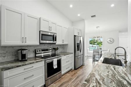 876 Gulf Pavilion DR