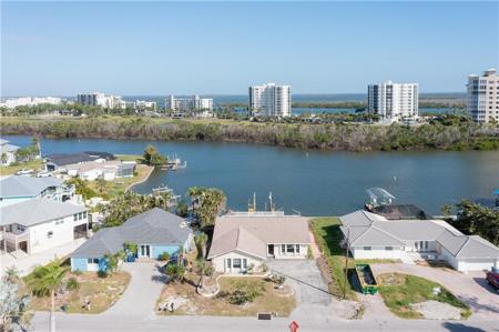 8179 Lagoon RD