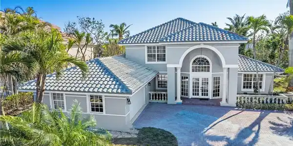 915 Limpet DR