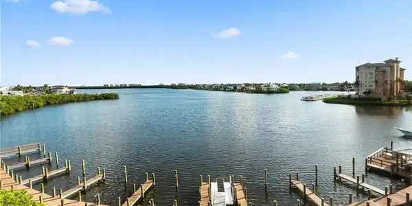 4835 Bonita Beach RD