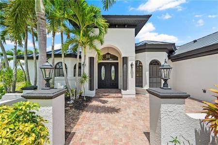 506 NW 32nd PL
