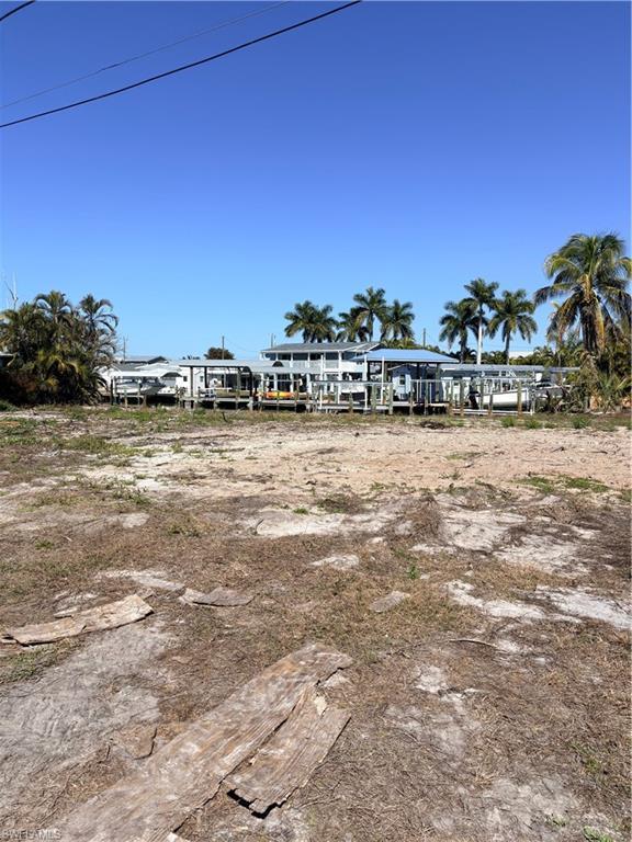 Image 4: View of property